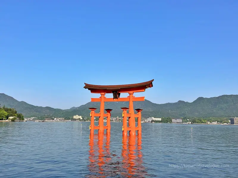 広島02　厳島神社 (8)大鳥居満潮時