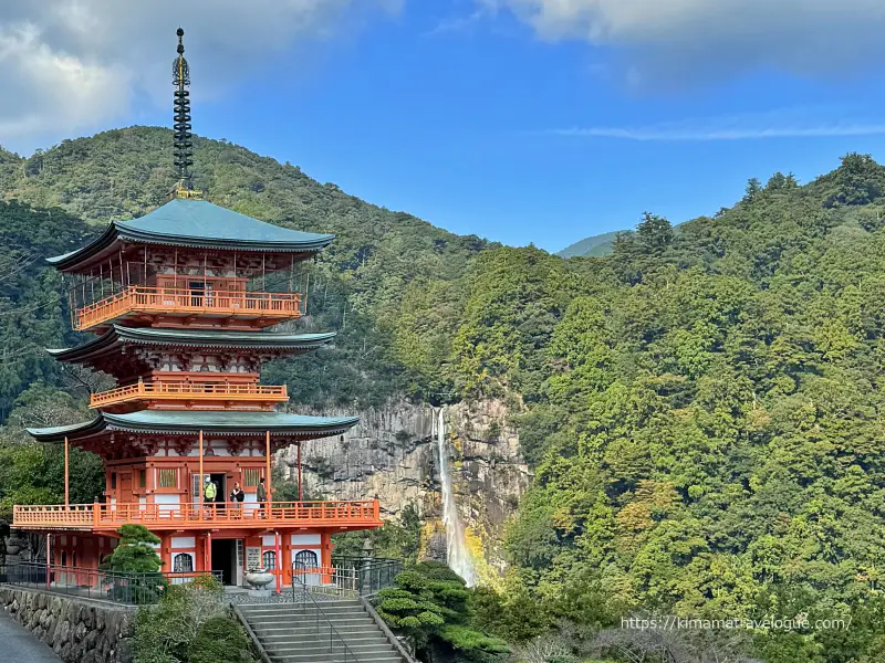 和歌山02　熊野古道(12)三重塔と那智の滝