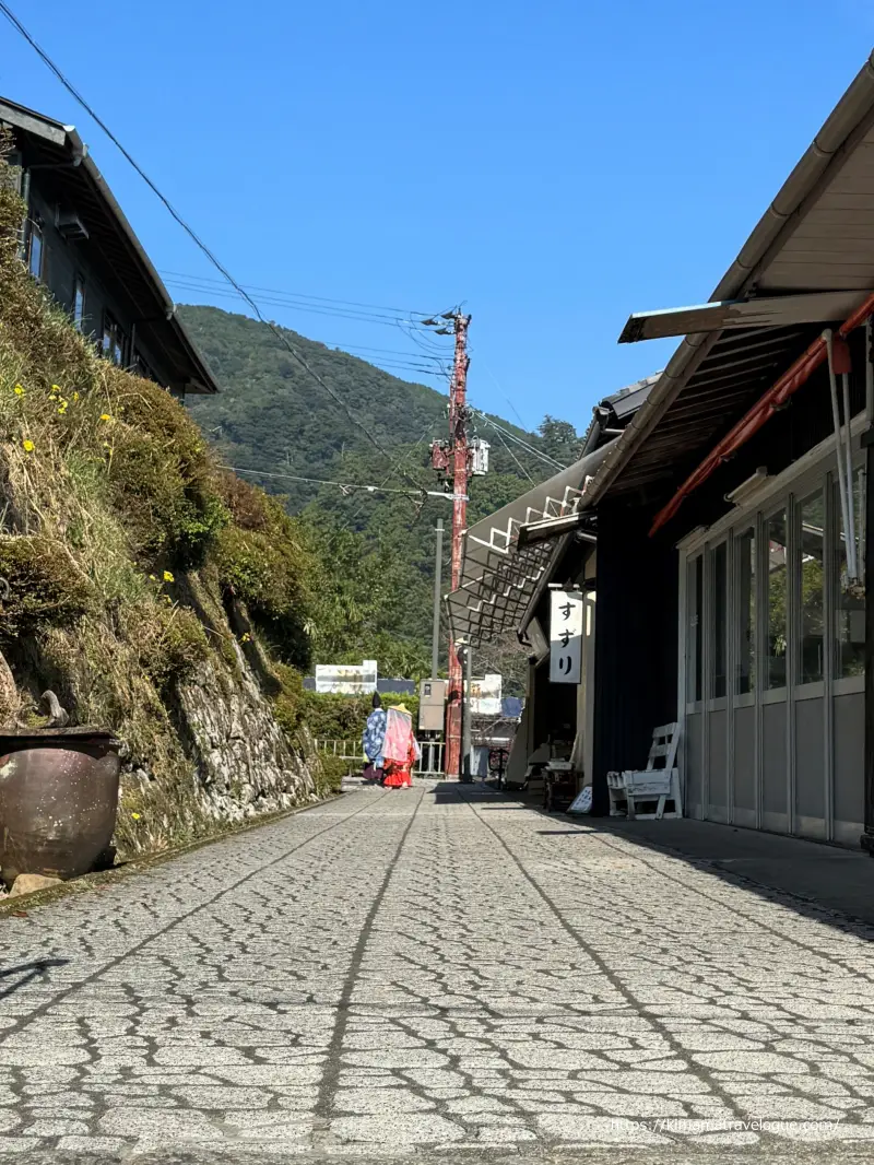 和歌山01　熊野古道(37)那智大社道中衣装