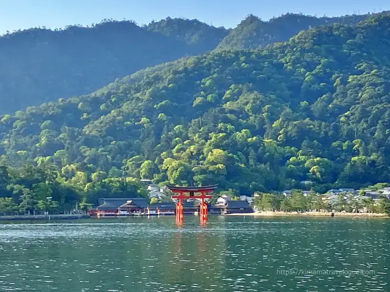 広島旅行1　宮島行き方 (20)フェリーからみた厳島神社