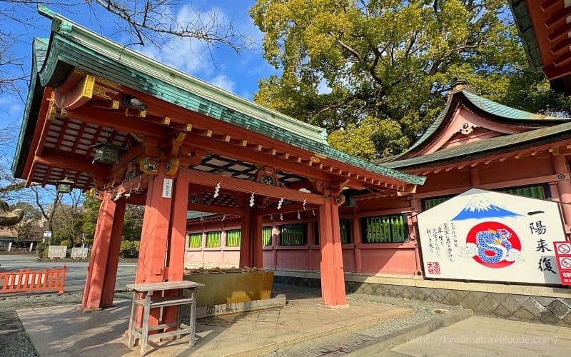 富士山本宮浅間大社14　手水舎s