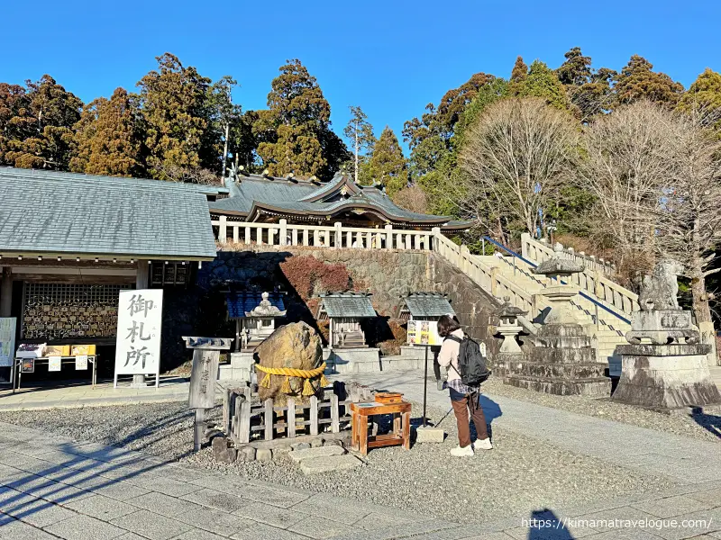 秋葉山本宮秋葉神社(72)　本殿への階段