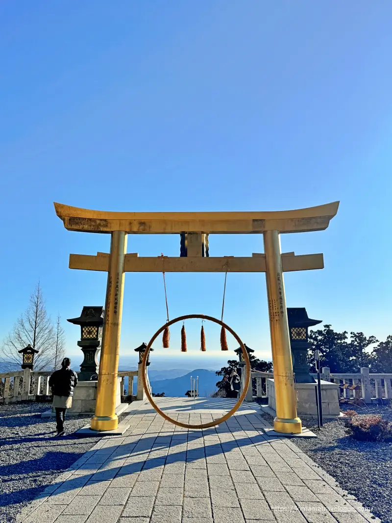 秋葉山本宮秋葉神社(101)　天空の鳥居